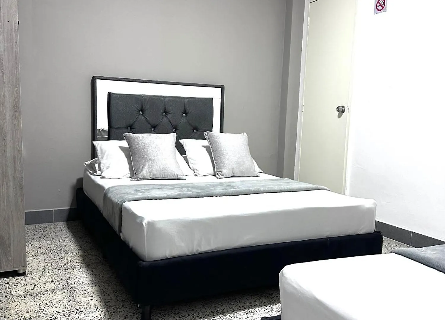 Hotel Guayacanes 70 Medellín Maison d'hôtes